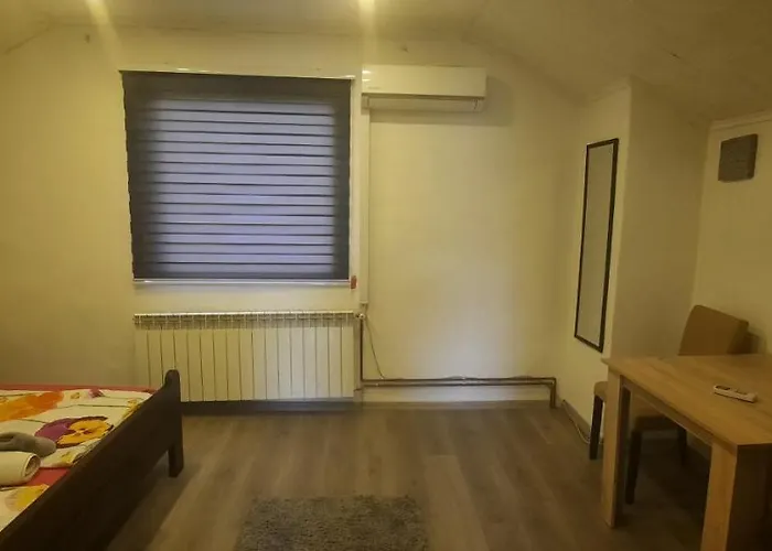 Manel, Mandrina 13 公寓 塞拉耶佛